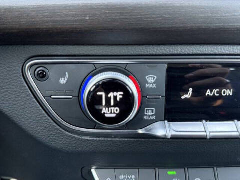 2024 Audi Q5 e quattro S line Premium 55 TFSI