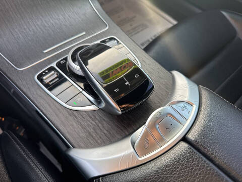 2019 Mercedes-Benz C-Class C 300