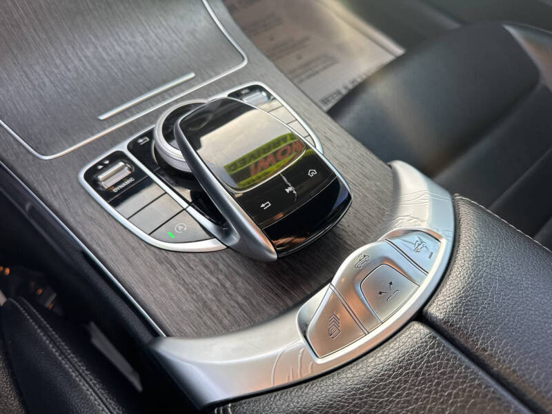 2019 Mercedes-Benz C-Class C 300