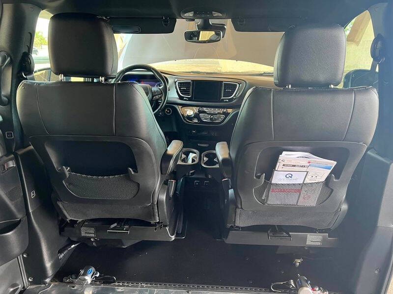 2020 Chrysler Pacifica Touring L