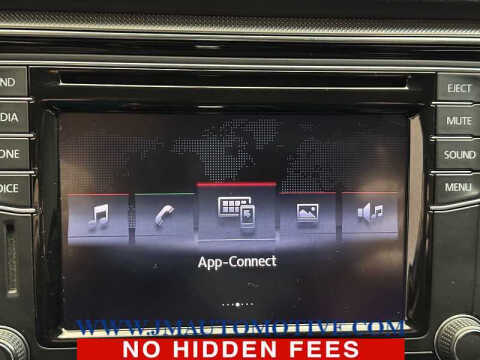 2017 Volkswagen Passat 1.8T SE