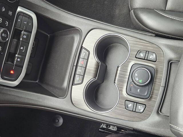 2022 GMC Acadia SLT