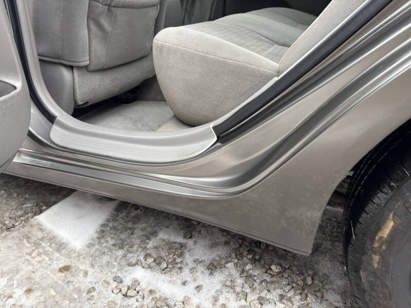 2005 Toyota Camry LE