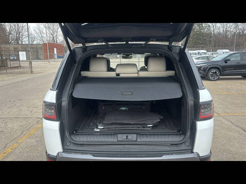 2021 Land Rover Range Rover Sport HSE Silver Edition