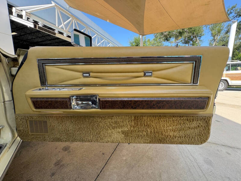 1976 Lincoln Continental