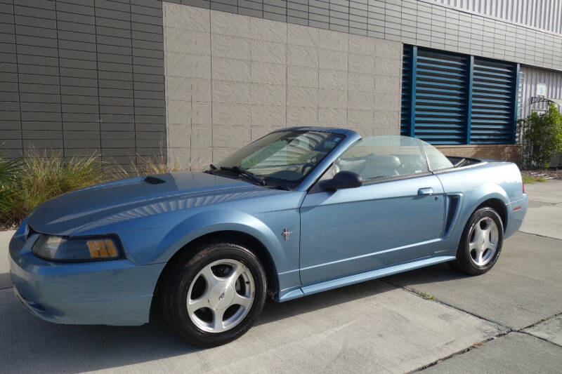 2001 Ford Mustang
