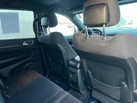 2017 Jeep Grand Cherokee Laredo