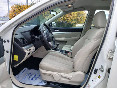 2010 Subaru Legacy 2.5i