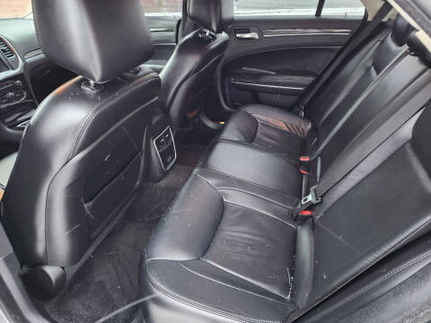 2016 Chrysler 300 Limited Anniversary