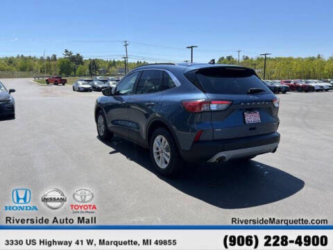 2020 Ford Escape SE