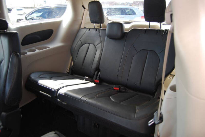 2019 Chrysler Pacifica Touring L
