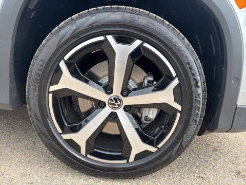 2025 Volkswagen Tiguan SE 4Motion