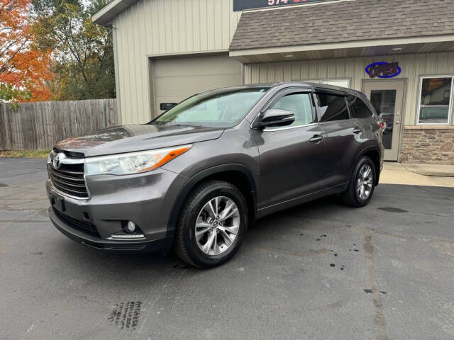 2016 Toyota Highlander for sale at Legit Motors in Elkhart, IN