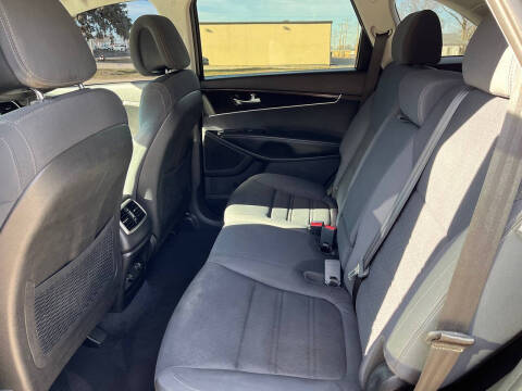 2016 Kia Sorento LX