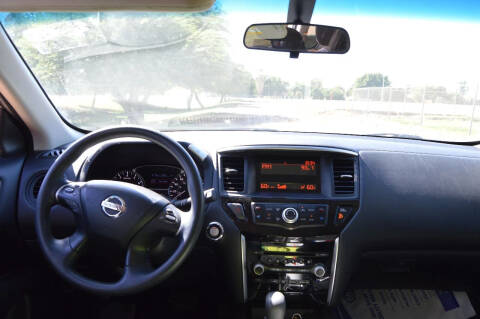 2014 Nissan Pathfinder S