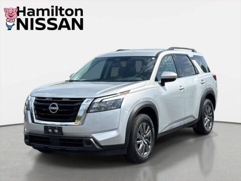 2024 Nissan Pathfinder SV