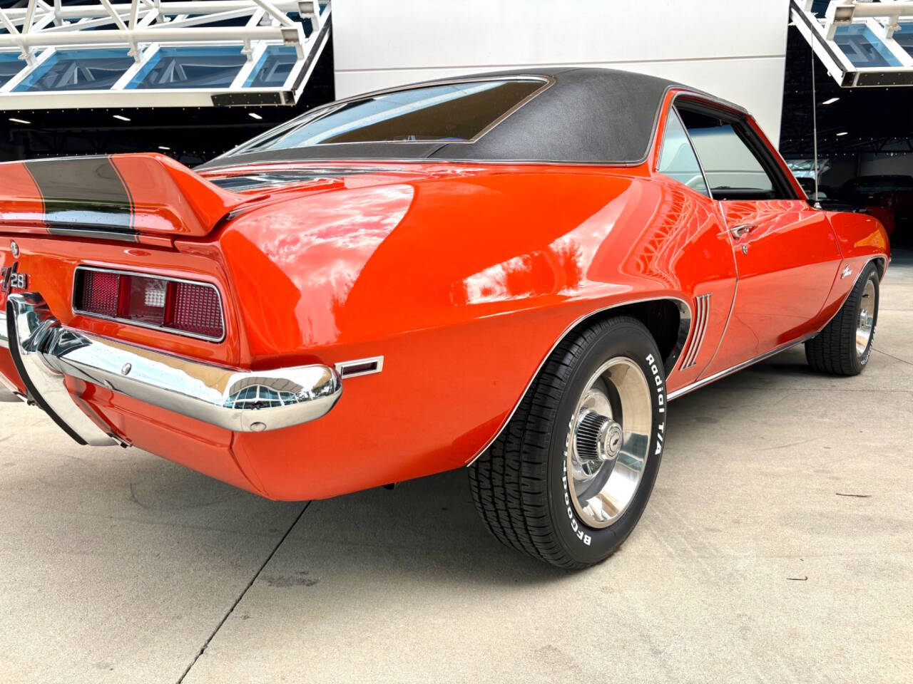 1969 Chevrolet Camaro 18