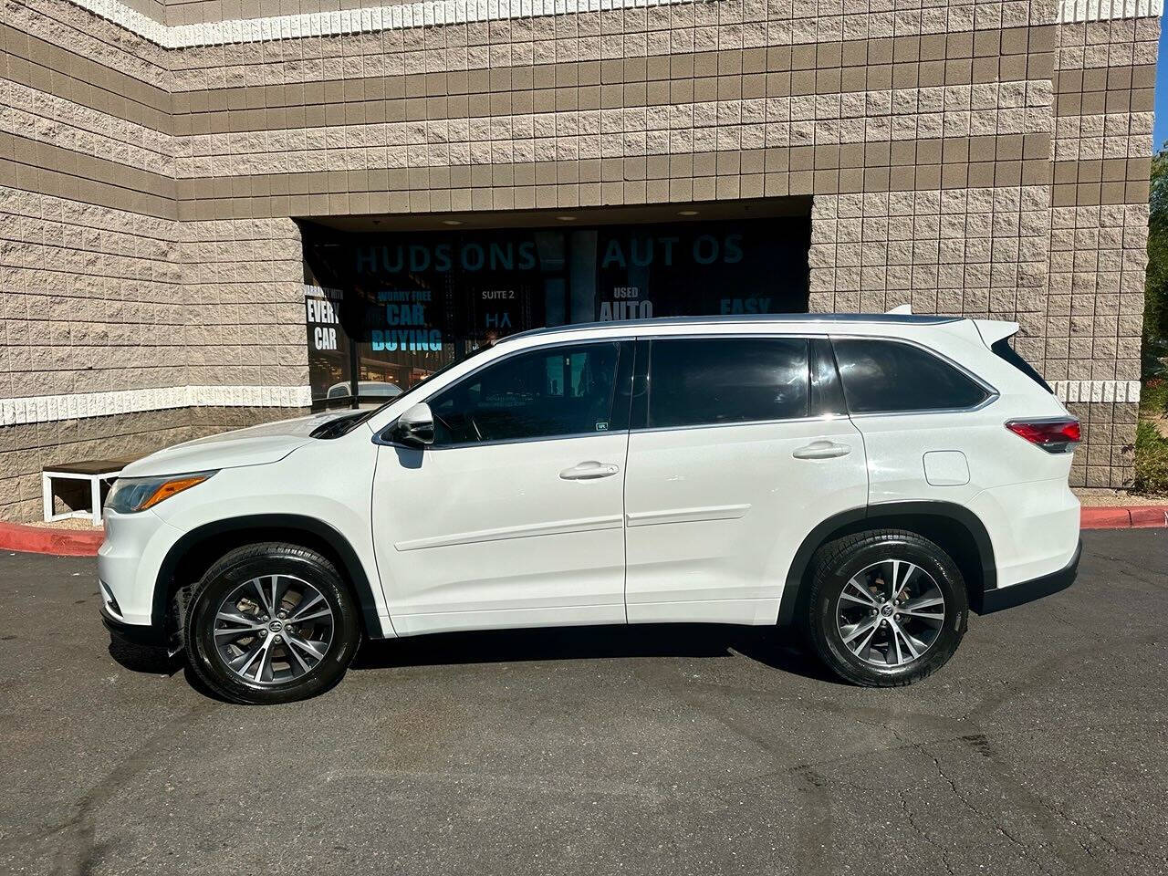 2016 Toyota Highlander for sale at HUDSONS AUTOS in Gilbert, AZ