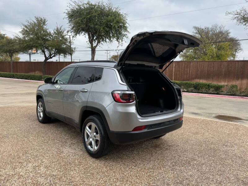 2023 Jeep Compass Latitude