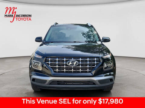 2022 Hyundai Venue SEL