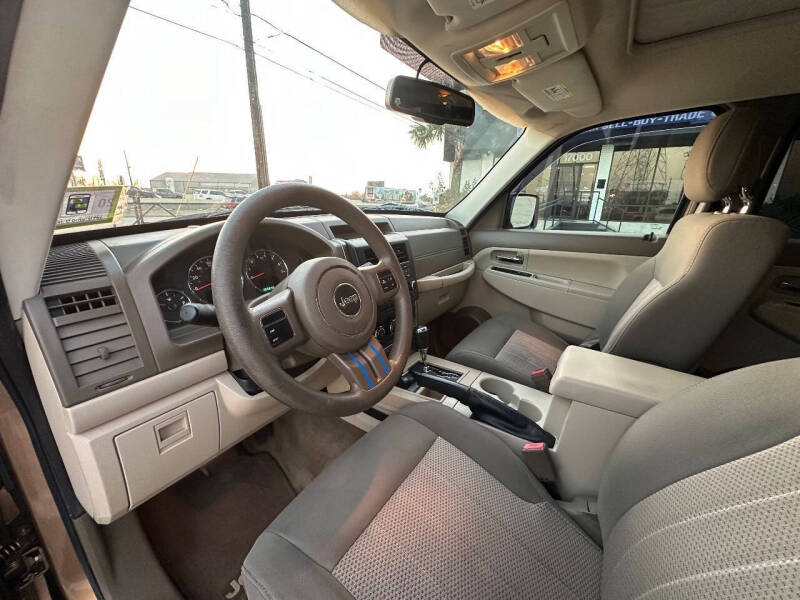 2012 Jeep Liberty Sport
