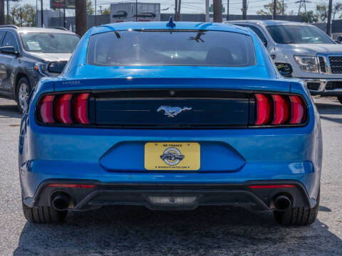 2020 Ford Mustang