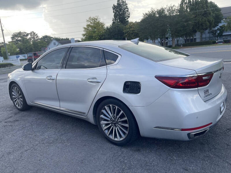 2017 Kia Cadenza Premium