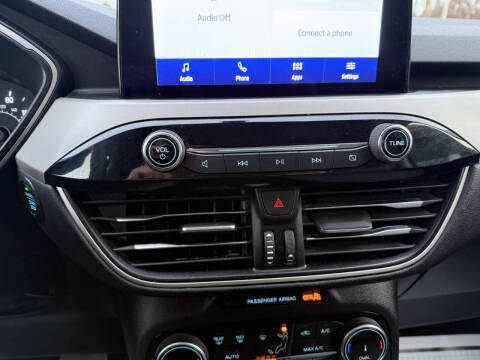 2022 Ford Escape SE