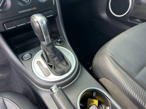 2016 Volkswagen Beetle 1.8T SE