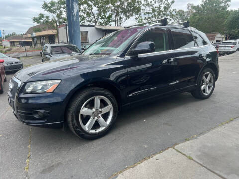 2011 Audi Q5 for sale at Julie's Car Corner in Citrus Heights CA