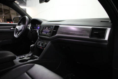 2022 Volkswagen Atlas Cross Sport SE 4Motion