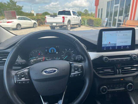 2022 Ford Escape SE