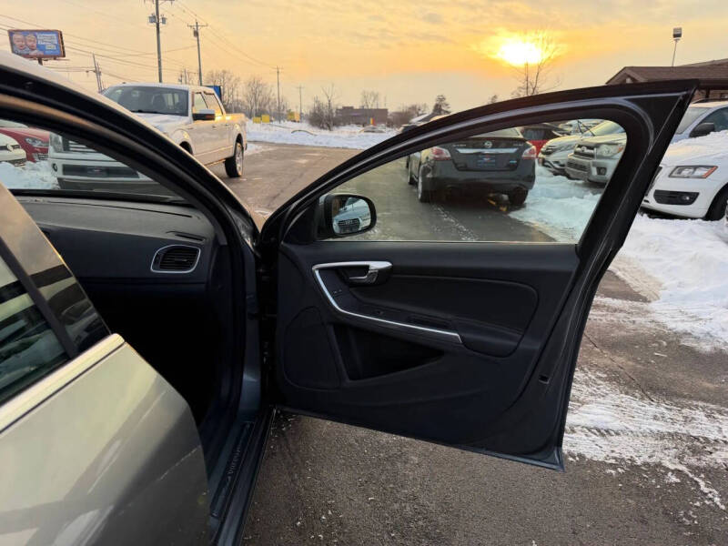 2016 Volvo S60 T5 Drive-E Premier