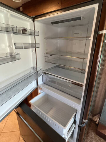 2002 Foretravel GV320 4010