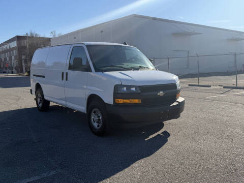 2019 Chevrolet Express 2500