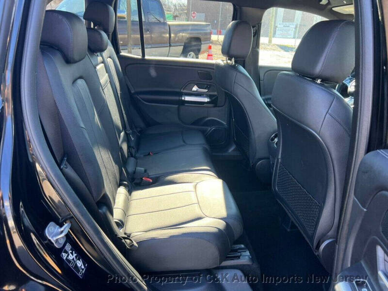 2025 Mercedes-Benz GLB GLB 250 4MATIC