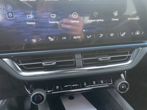 2026 Chevrolet Equinox EV LT 2