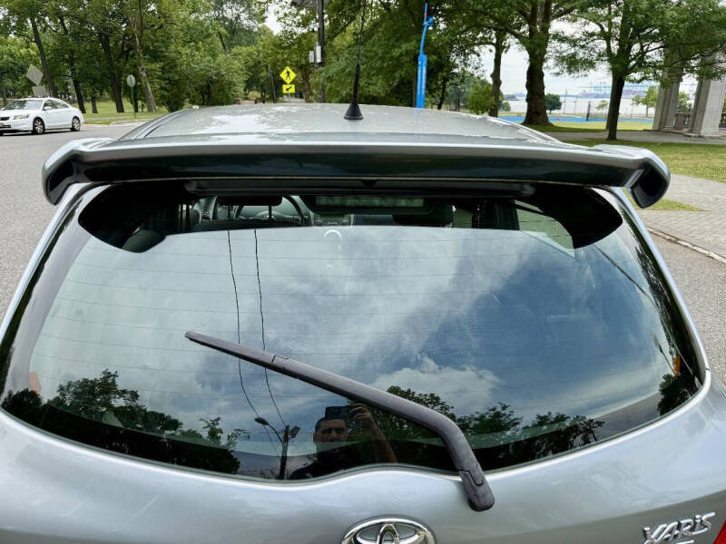 2009 Toyota Yaris S