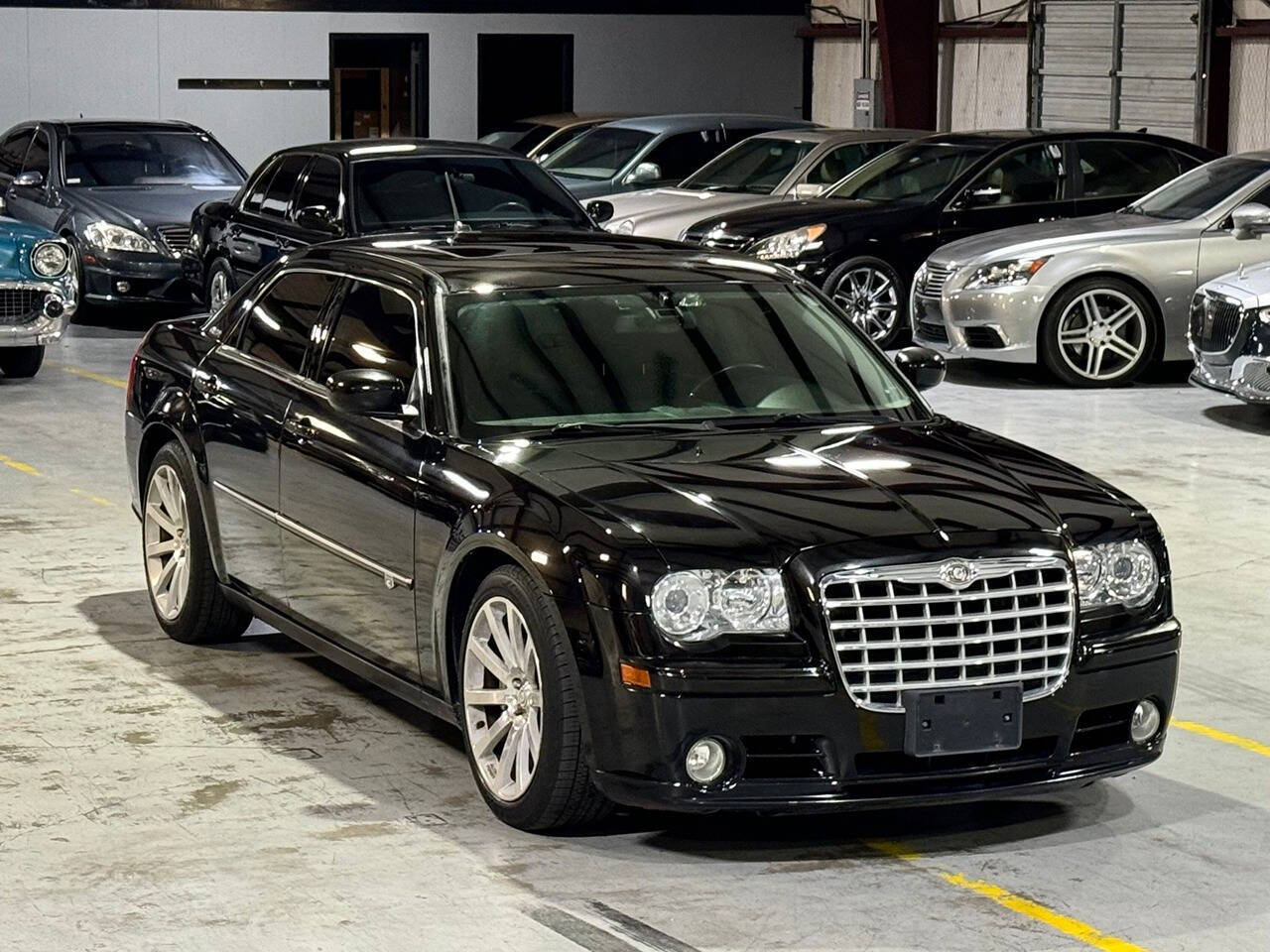 2008 Chrysler 300 for sale at Carnival Car Company in Victoria, TX