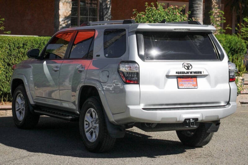2022 Toyota 4Runner SR5