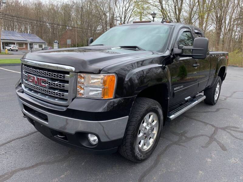 2012 GMC Sierra 2500HD for sale at Volpe Preowned in North Branford CT