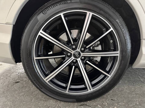 2024 Audi Q7 quattro Prestige 55 TFSI