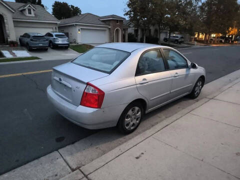 2004 Kia Spectra