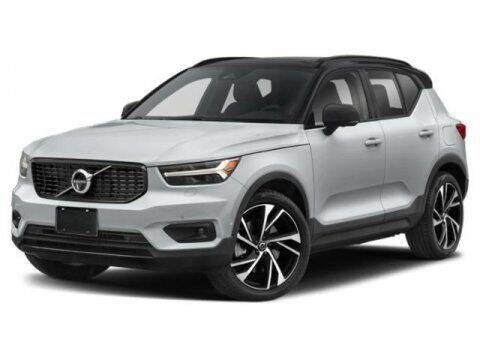 2021 Volvo XC40 for sale at SHAKOPEE CHEVROLET in Shakopee MN