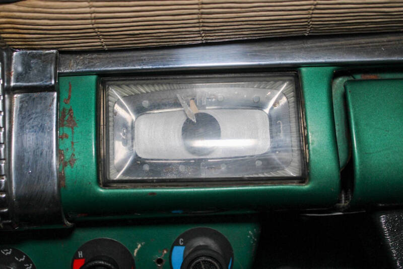 1953 Kaiser Manhattan