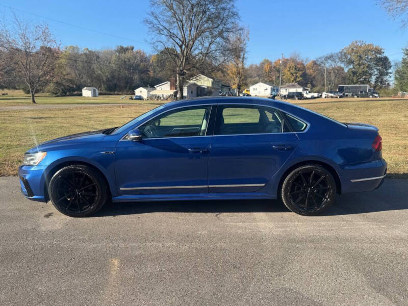 2017 Volkswagen Passat 1.8T R-Line