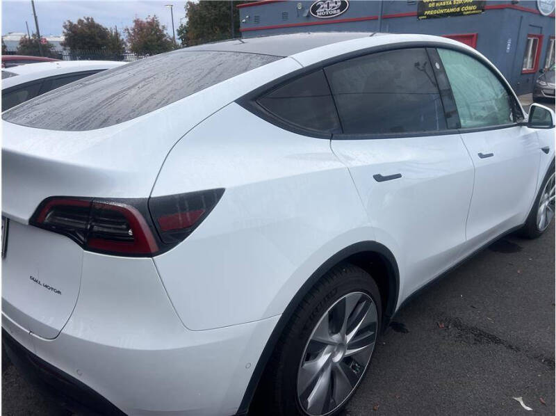 2022 Tesla Model Y Long Range