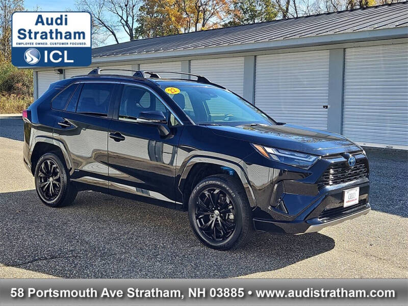 2022 Toyota RAV4 Hybrid SE