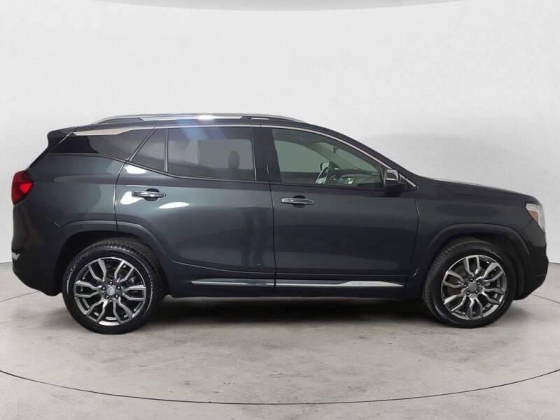 2022 GMC Terrain Denali