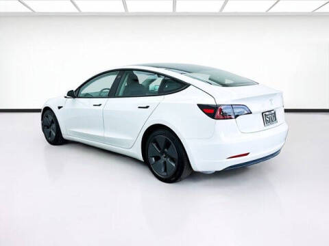 2021 Tesla Model 3 Standard Range Plus